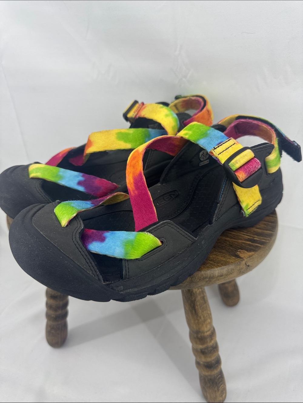 Keen Womens Zerraport II Rainbow Tie-Dye Sport Sandals, sz 9.5
